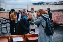 Учасниці презентації книжки реєструються на вході