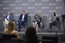 Фото з прес-конференції