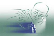 Силует чоловіка в полоні 