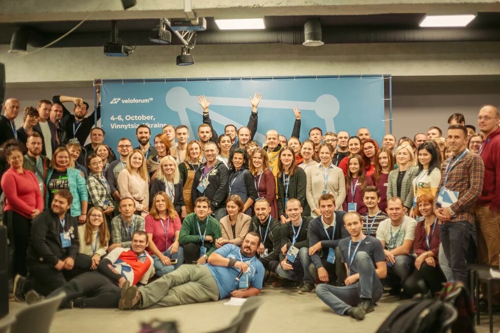 Спільне фото учасників та учасниць Veloforum 2019 Спільне фото учасників та учасниць Veloforum 2019