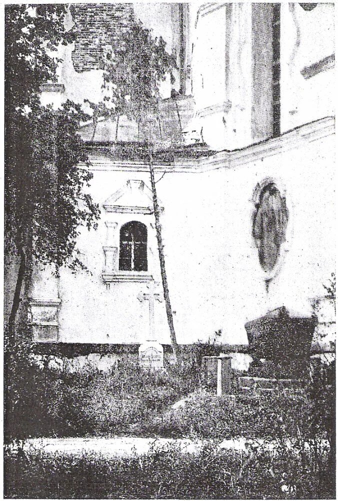Церква біля якої похована меценатка
